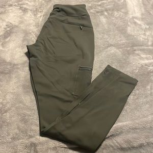 Athleta Leggings/Joggers! Zipper pants with a cargo look!